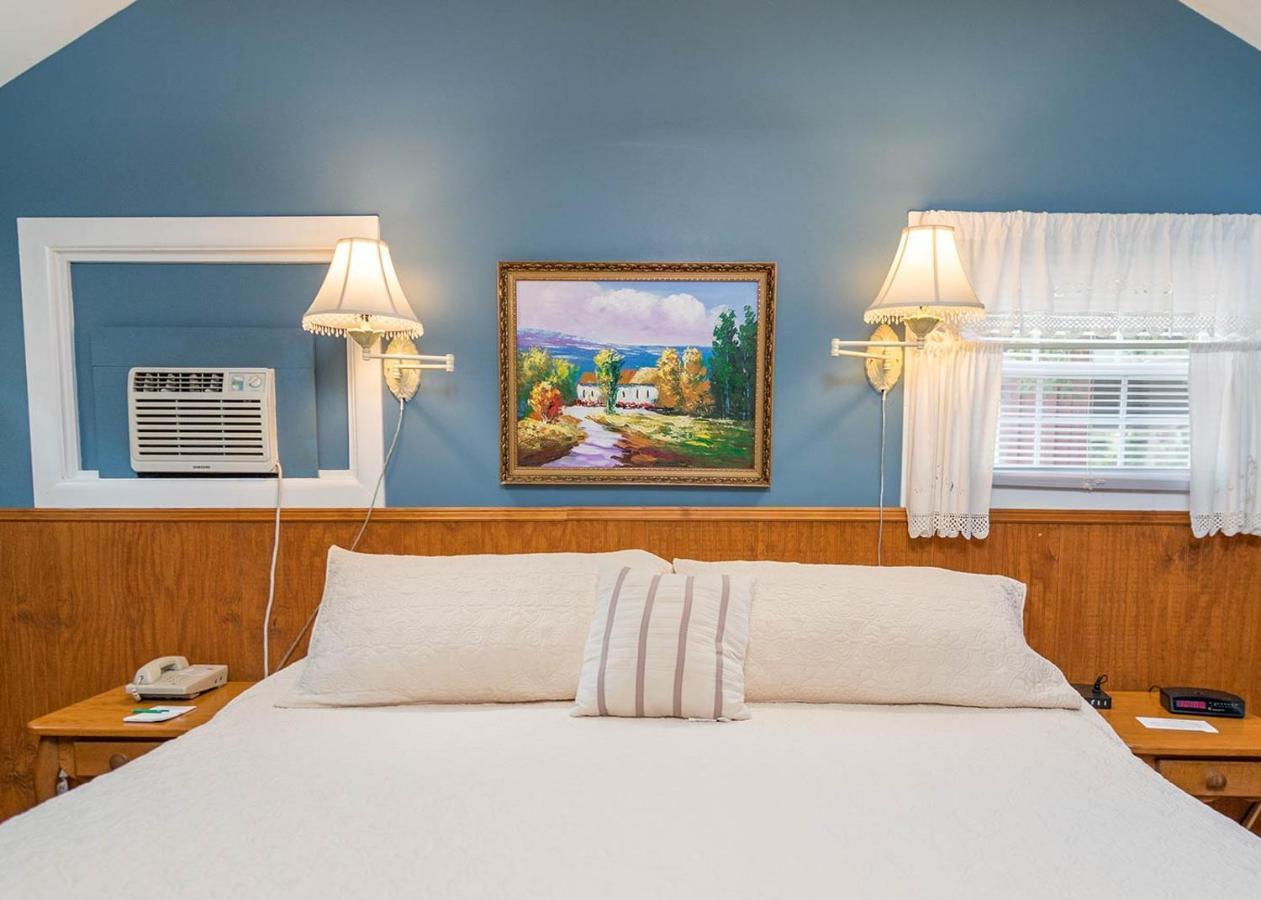 Highland Lake Inn & Resort - Flat Rock Εξωτερικό φωτογραφία
