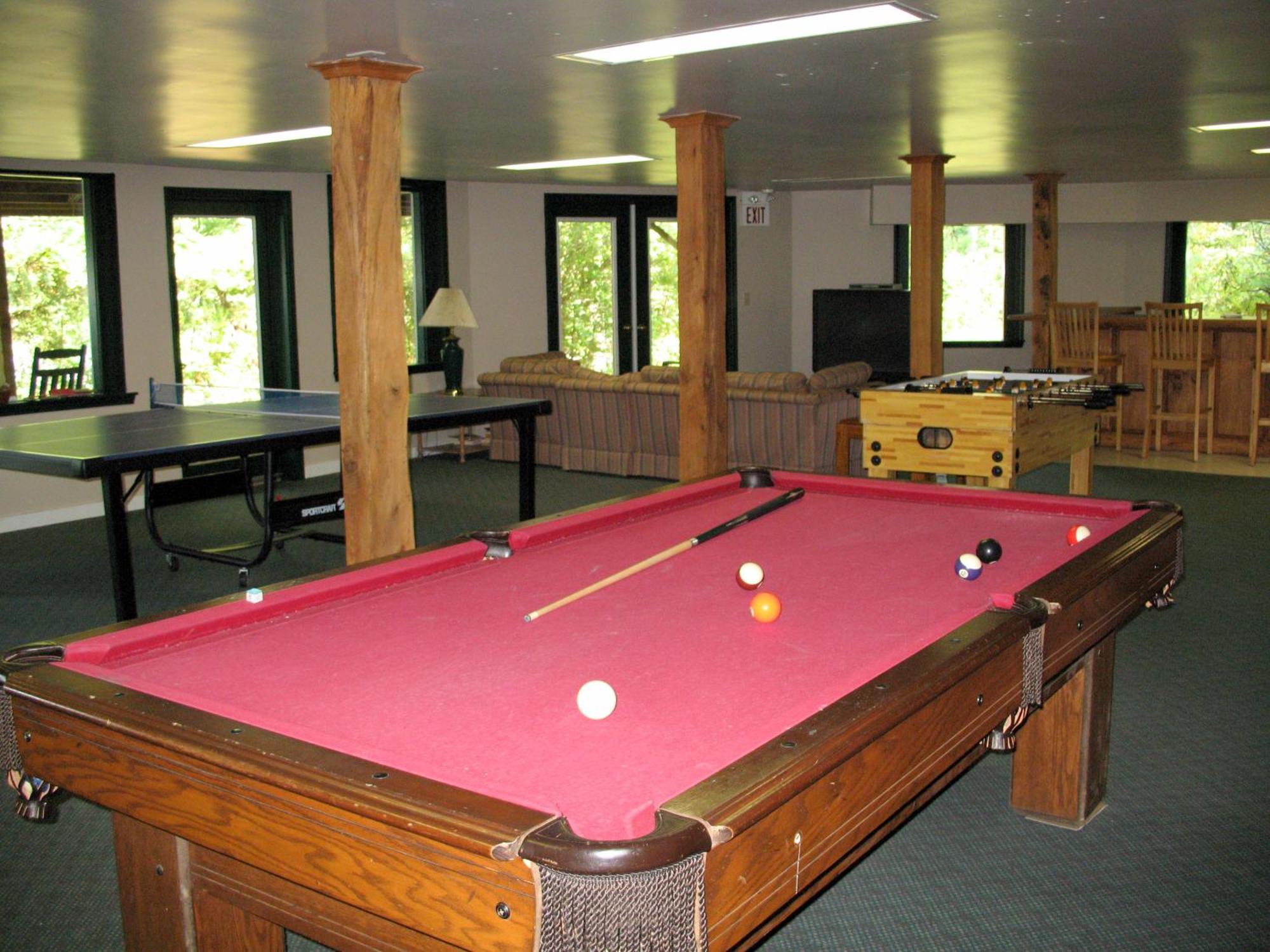 Highland Lake Inn & Resort - Flat Rock Εξωτερικό φωτογραφία