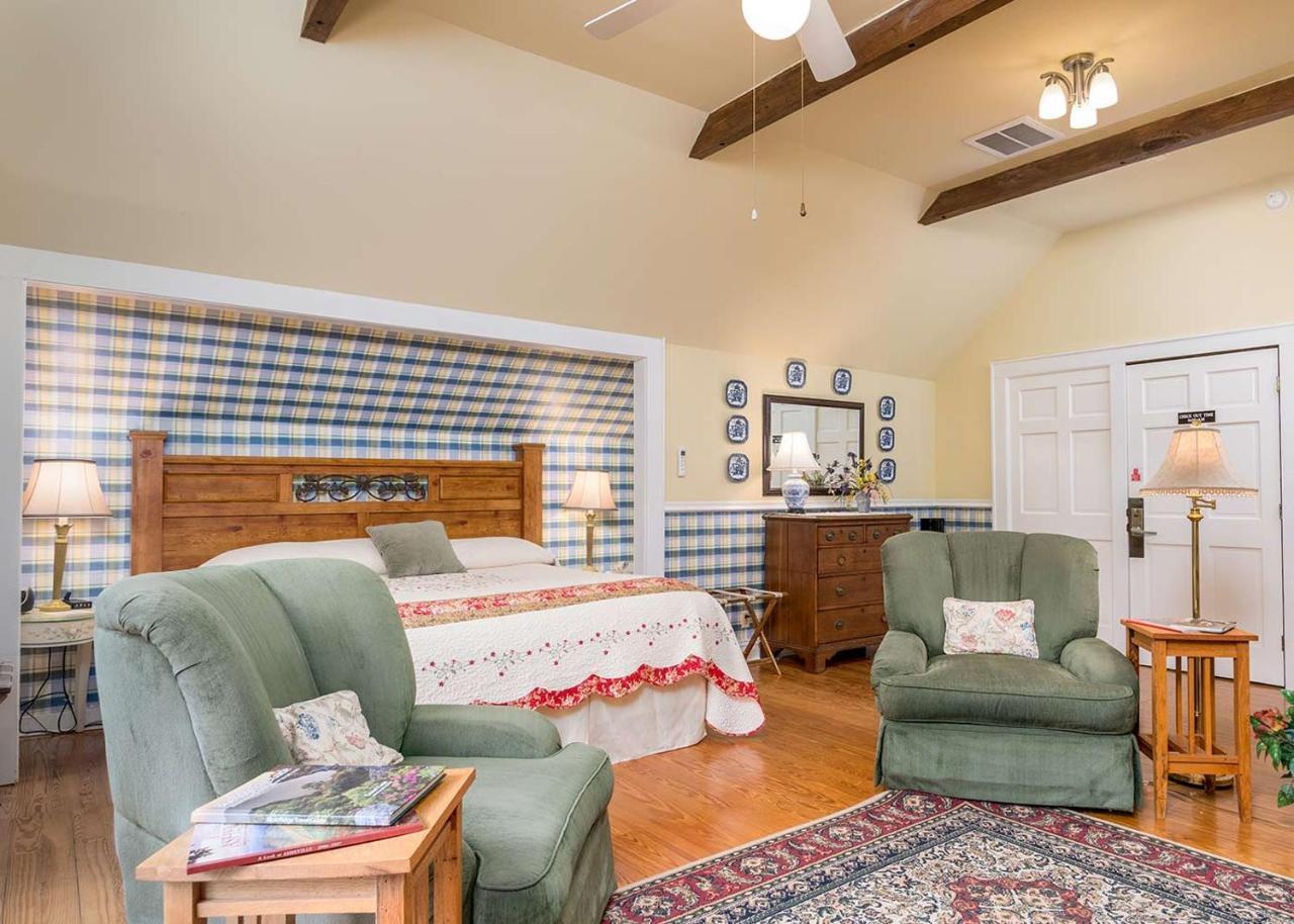 Highland Lake Inn & Resort - Flat Rock Εξωτερικό φωτογραφία