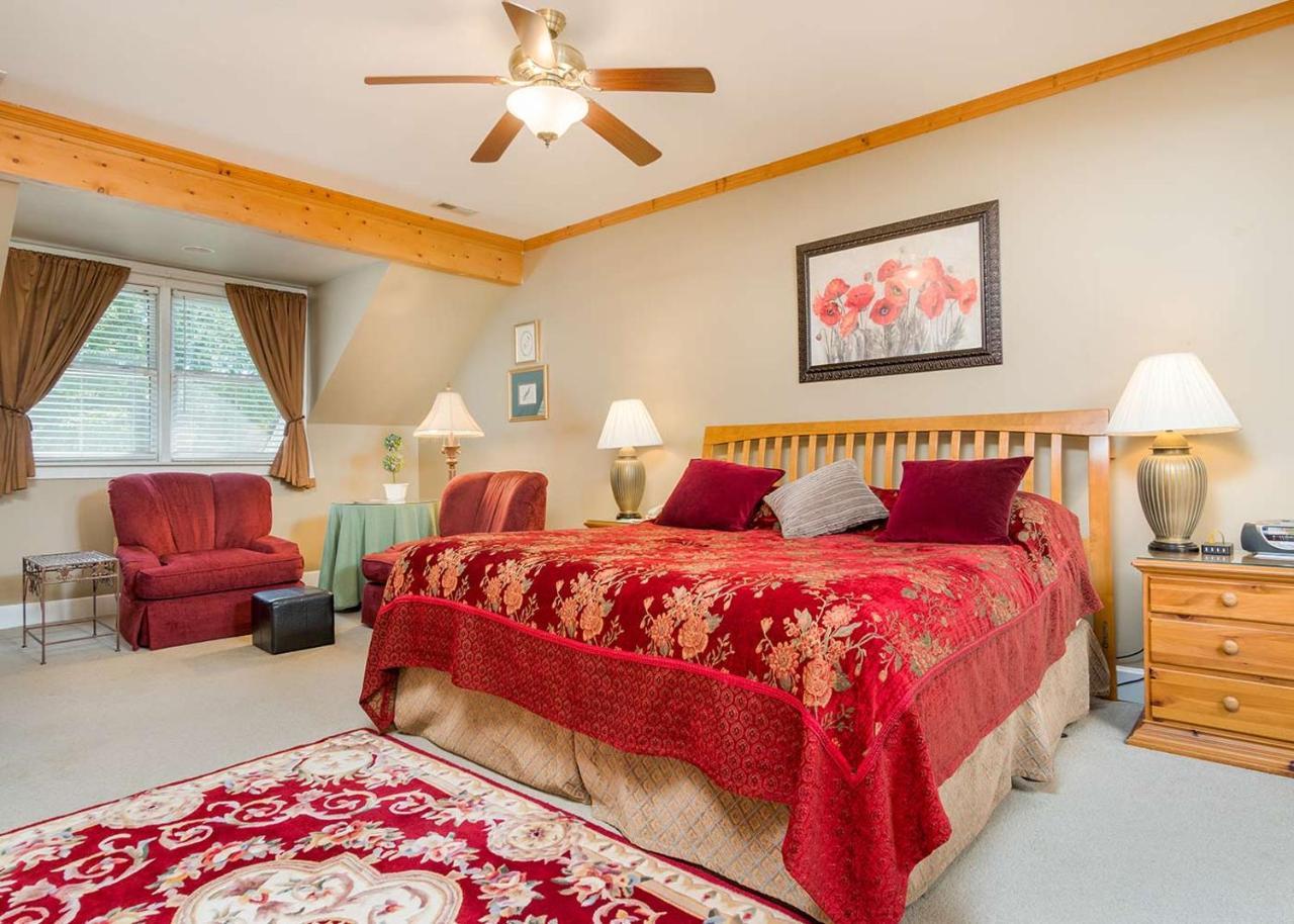 Highland Lake Inn & Resort - Flat Rock Εξωτερικό φωτογραφία