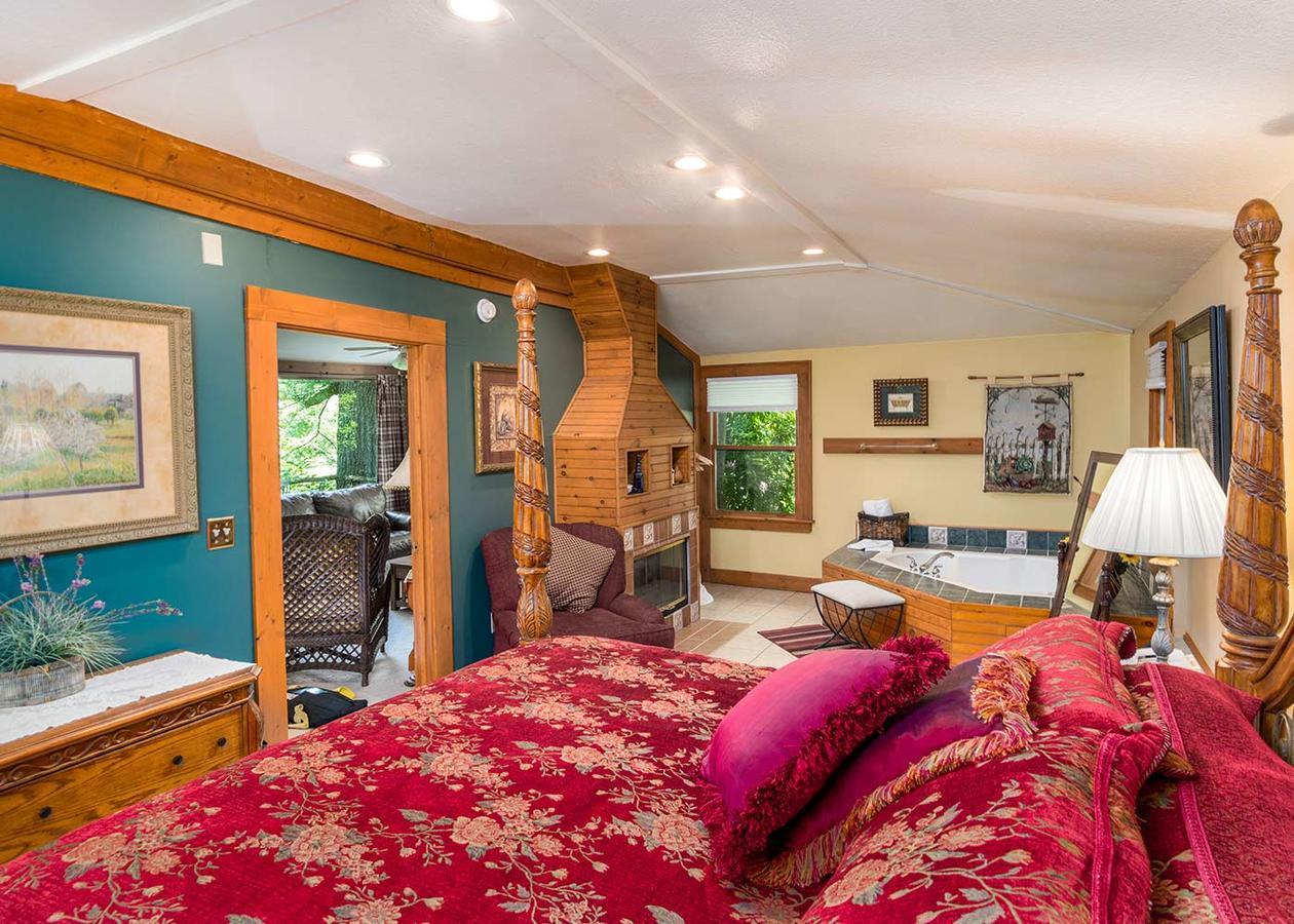 Highland Lake Inn & Resort - Flat Rock Εξωτερικό φωτογραφία