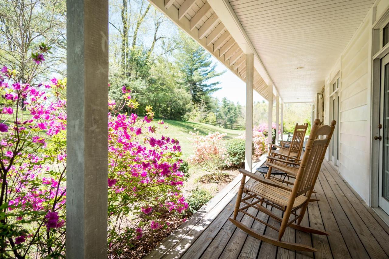 Highland Lake Inn & Resort - Flat Rock Εξωτερικό φωτογραφία
