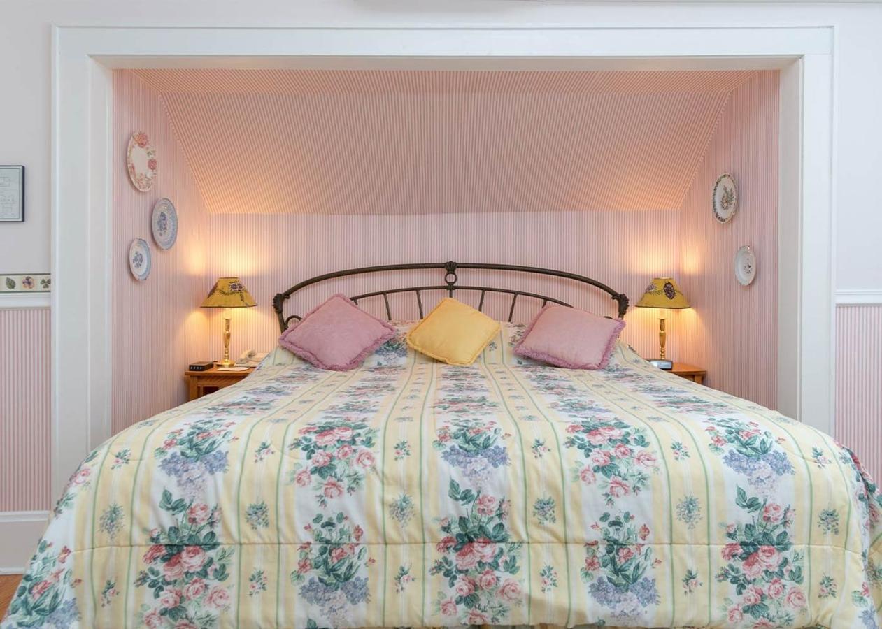 Highland Lake Inn & Resort - Flat Rock Εξωτερικό φωτογραφία
